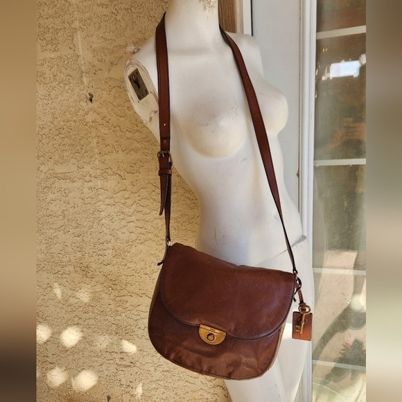 Fossil  Emi Saddle Bag Brown - Picture 2 of 7